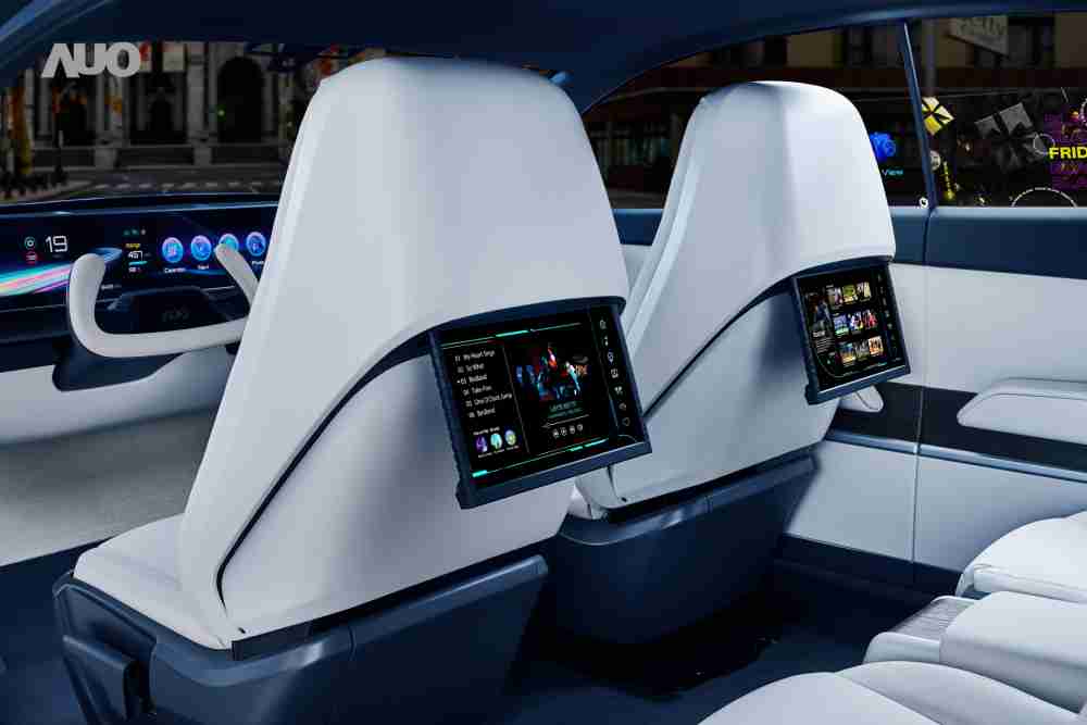 开云电子将于CES 展示全新Smart Cockpit 2024，，可紧密串连使用者多元需求，，，，并革新座舱内部的应用和设计，，带来身历其境且引人入胜的视觉飨宴，，，满足驾乘人员的全方位体验